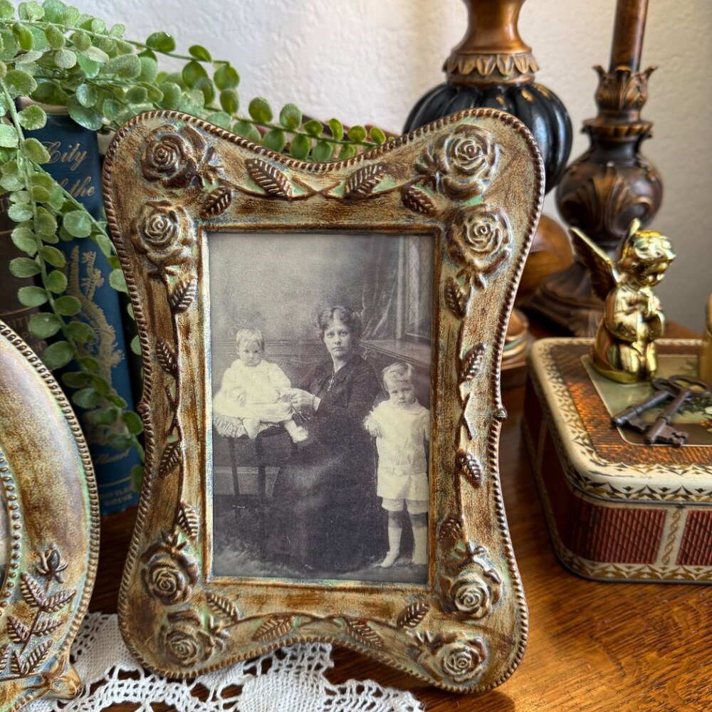 Vintage Victorian Style Frames - Picture 5 of 11